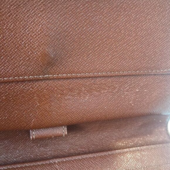 Louis Vuitton Brown Tressor Monogram Snap Closure International Wallet - Picture 9 of 15